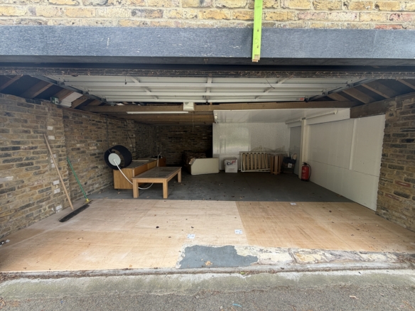Brocas Street, Eton