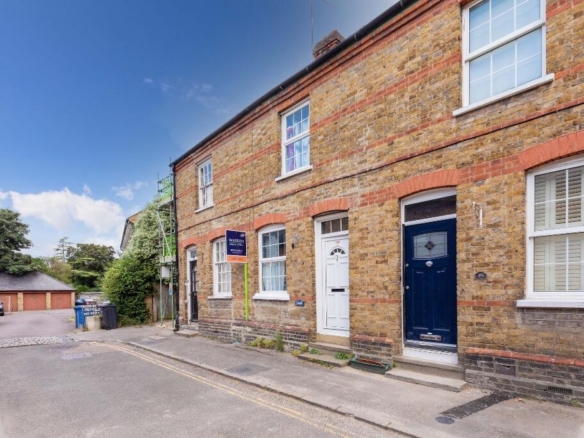 Sunbury Road, Eton