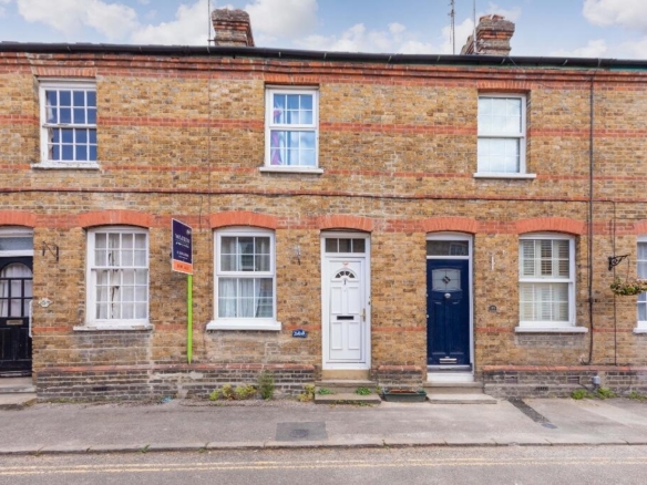 Sunbury Road, Eton